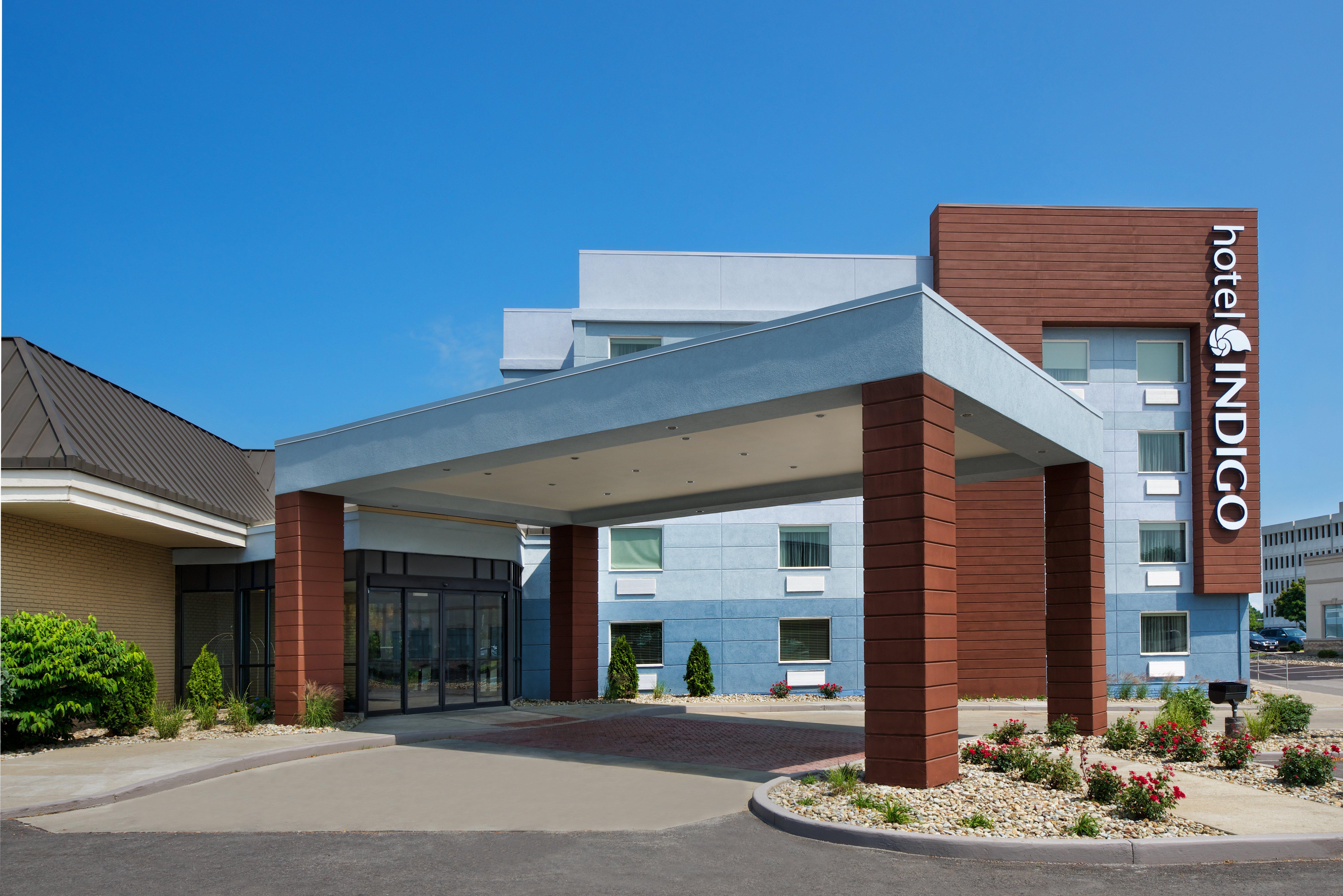 Hotel Indigo Cleveland Beachwood By Ihg Exterior photo
